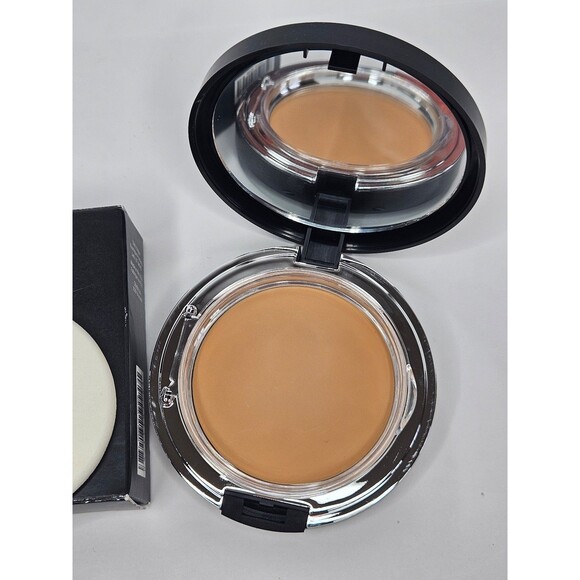 New Younique Mineral Touch Cream Foundation Velour .46 oz New in Box - Picture 2 of 7